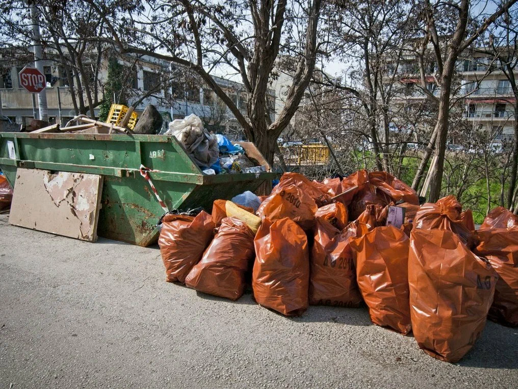 Круглосуточный вывоз мусора в Донецке в октябре