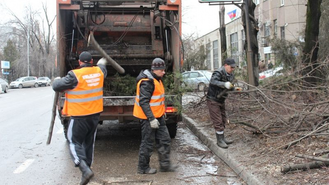Уборка после стихийного бедствия в Донецке от 3120 руб